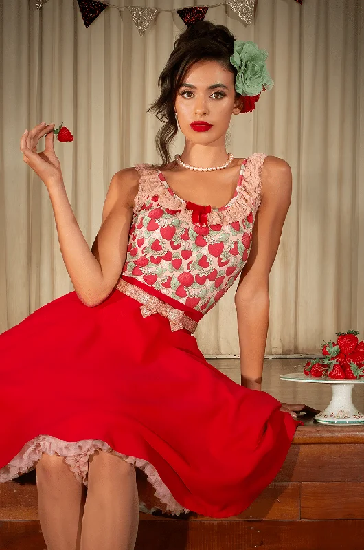 French - style bustiers for a romantic lookFrench - style bustiers for a romantic lookMiss Strawberry Pageant Follies Ruffle Camisole French - style bustiers for a romantic lookFrench - style bustiers for a romantic lookMiss Strawberry Pageant Follies Ruffle Camisole