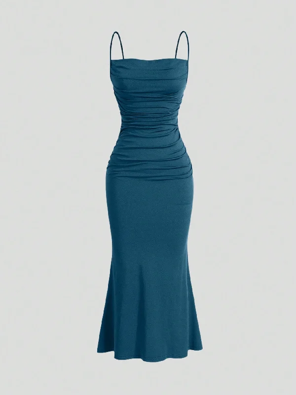 Sexy wedding guest dresses for a formal celebrationSHEIN Solid Ruched Mermaid Hem Cami Dress Sexy wedding guest dresses for a formal celebrationSHEIN Solid Ruched Mermaid Hem Cami Dress