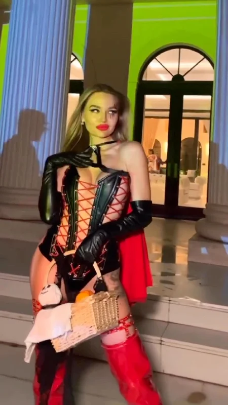 Red corsets for a passionate and attention - grabbing styleRed corsets for a passionate and attention - grabbing styleBaddie Little Red styled for you Red corsets for a passionate and attention - grabbing styleRed corsets for a passionate and attention - grabbing styleBaddie Little Red styled for you