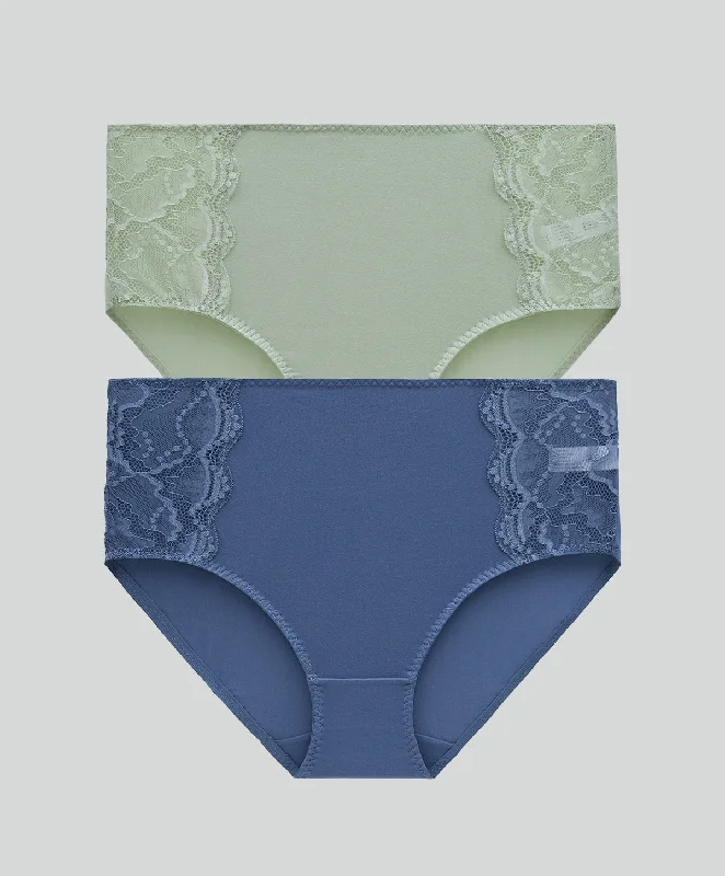 Bra with a wire - free band for a more comfortable underbust area​ 2 Piece Pack Cottage Romance Boxshorts