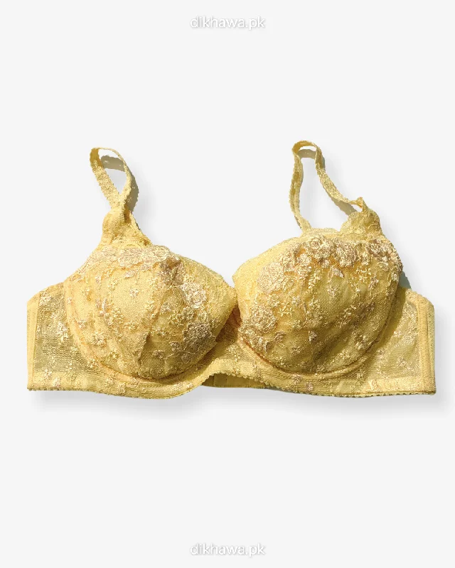 Women's white bras for a clean appearanceImported Stocklot Branded Net Pushup Bra - Underwired Padded Bra - Pack of 2 Women's white bras for a clean appearanceImported Stocklot Branded Net Pushup Bra - Underwired Padded Bra - Pack of 2