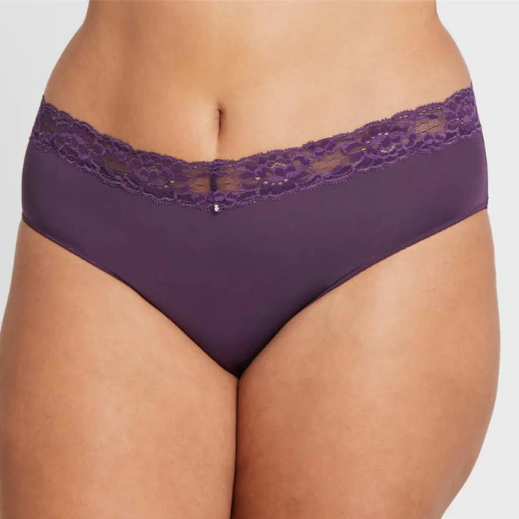 Lace bras for a feminine and elegant touch​ Essentials Brief 9004 - Pinot