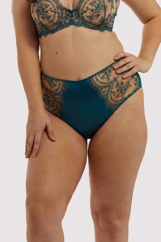 T - shirt bras with a seamless and smooth finish for wearing under T - shirts Severine Shady Spruce Brief Curve T - shirt bras with a seamless and smooth finish for wearing under T - shirts Severine Shady Spruce Brief Curve