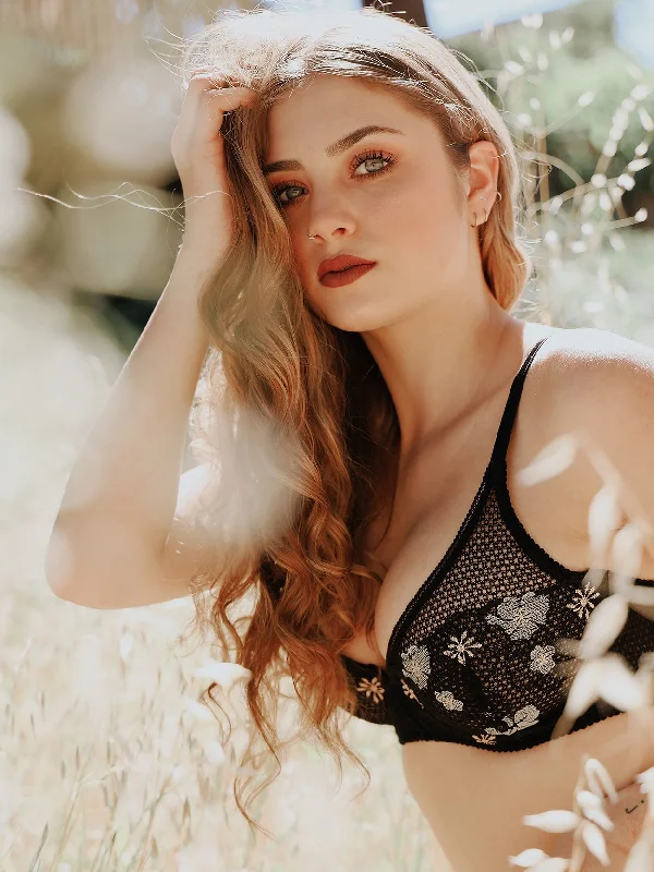 Bra with a floral - print for a feminine and stylish look​ Embroidered Bra Sheer Underwire Bralette Black