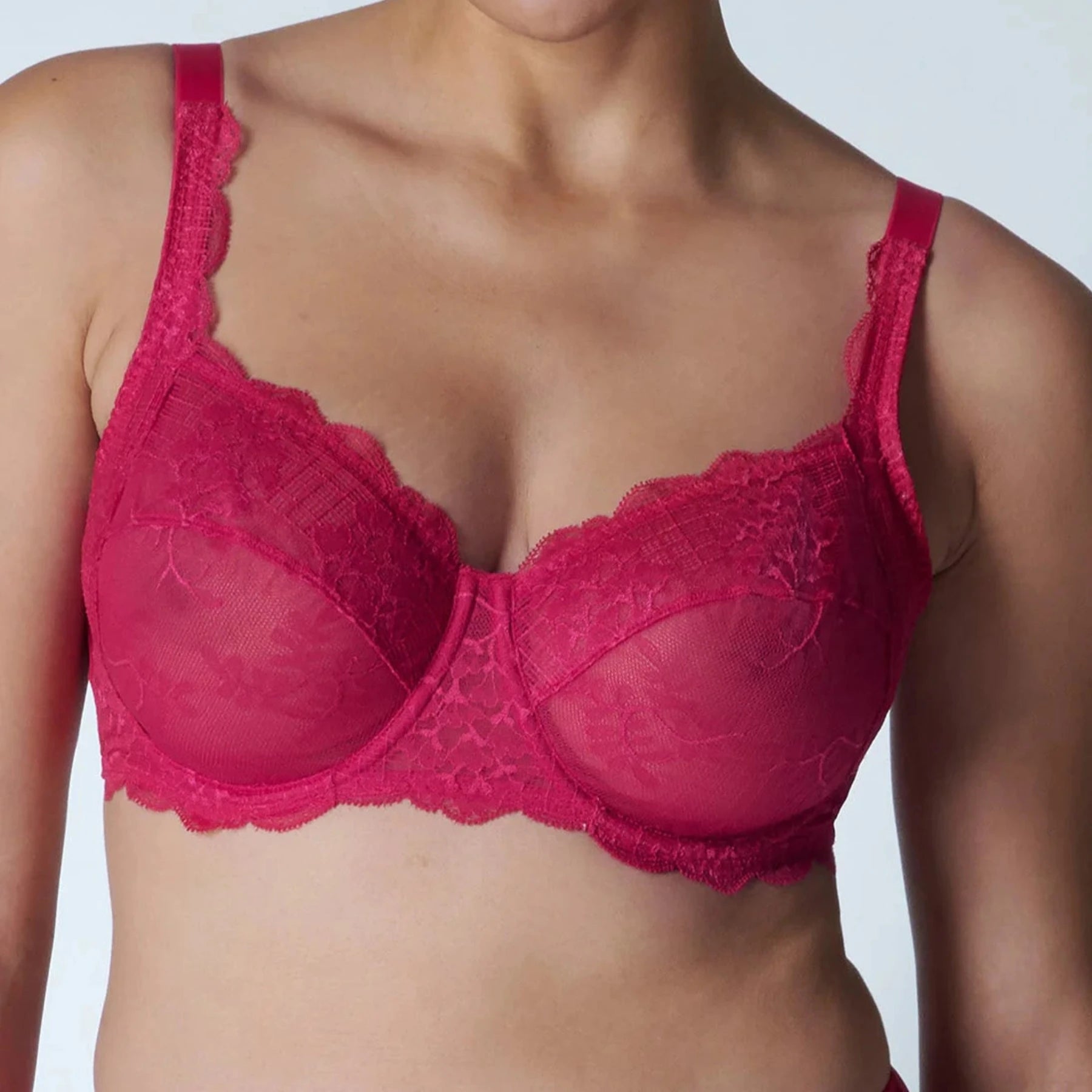 Bra with a textured fabric for added visual interest Reve Full Cup Bra 12Z313 - Cranberry Bra with a textured fabric for added visual interest Reve Full Cup Bra 12Z313 - Cranberry
