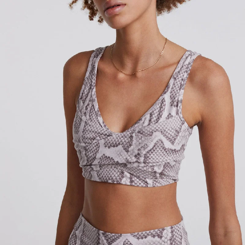 Lace bras for a feminine and elegant touch Let's Move Kellam Bra - Alabaster Python Lace bras for a feminine and elegant touch Let's Move Kellam Bra - Alabaster Python